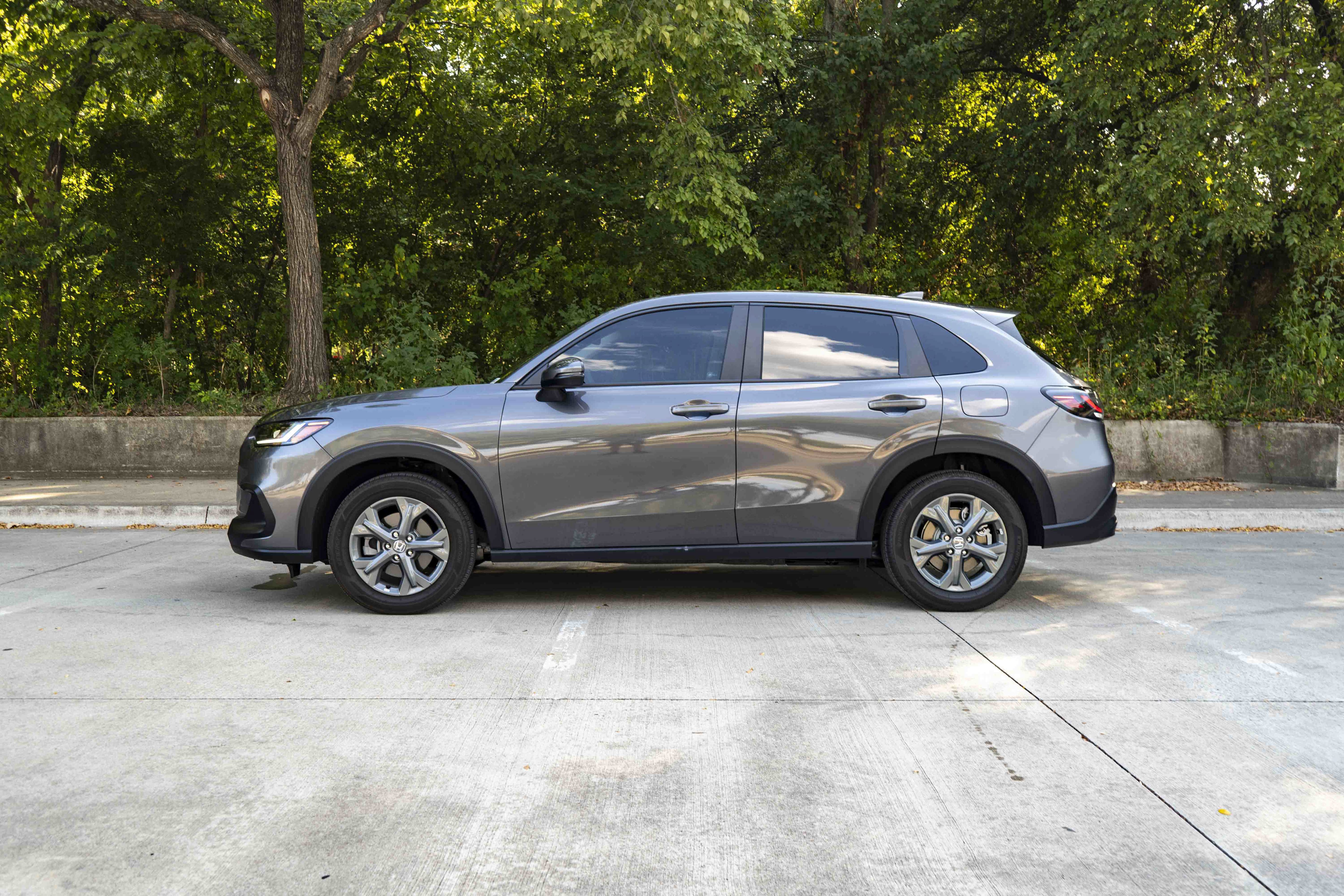 Certified 2027 Honda HR-V LX image 6