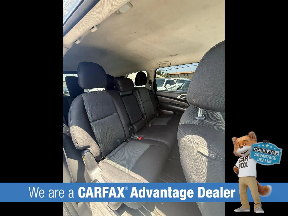 Used 2018 Nissan Pathfinder S FWD image 18