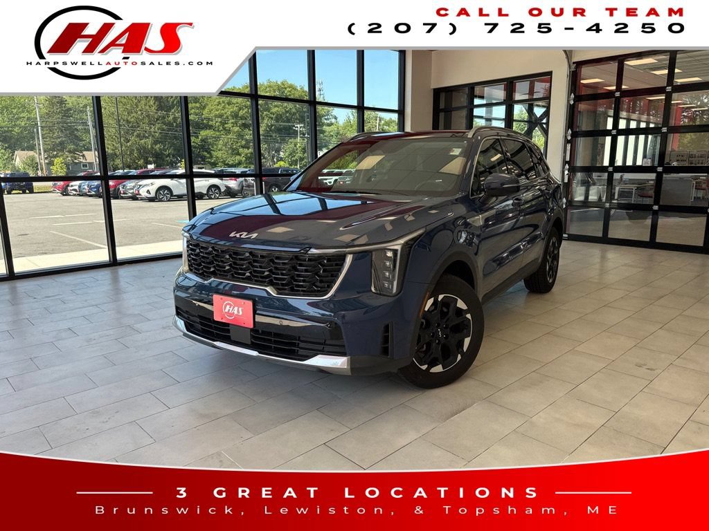Used 2024 Kia Sorento S w/ Panoramic Sunroof Package
