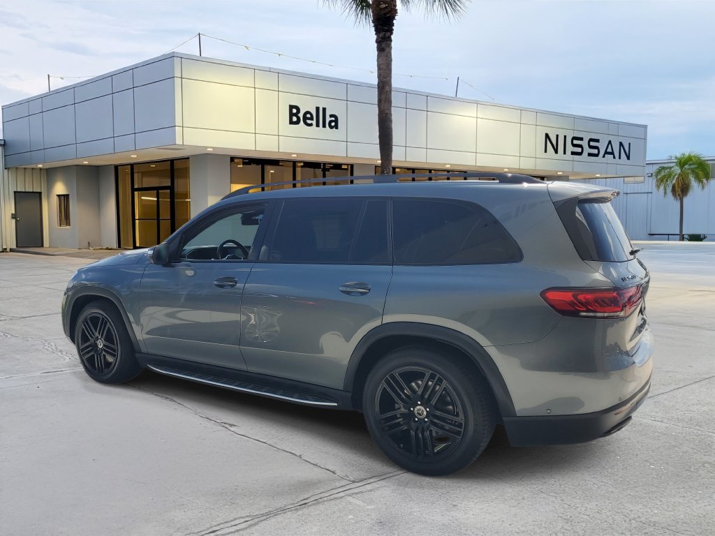 Used 2021 Mercedes-Benz GLS 450 4MATIC image 2