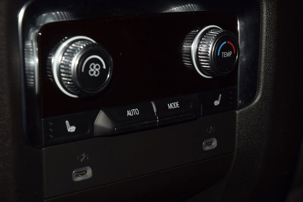 Used 2024 GMC Yukon XL Denali w/ Max Trailering Package image 45