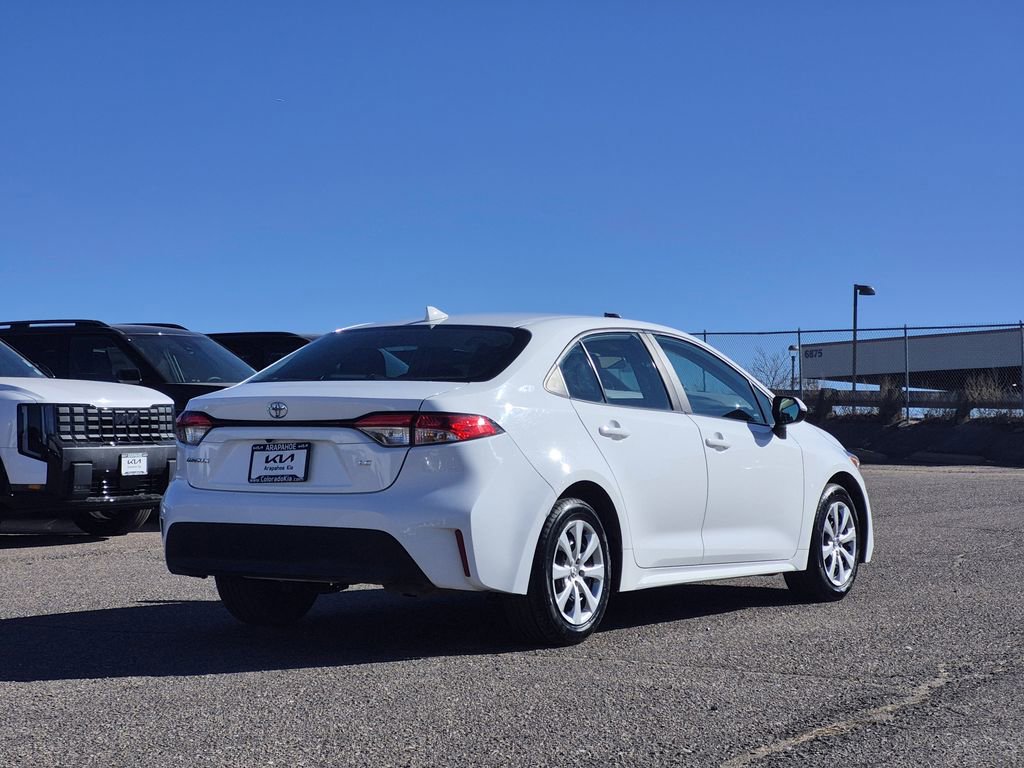 Used 2024 Toyota Corolla LE image 5