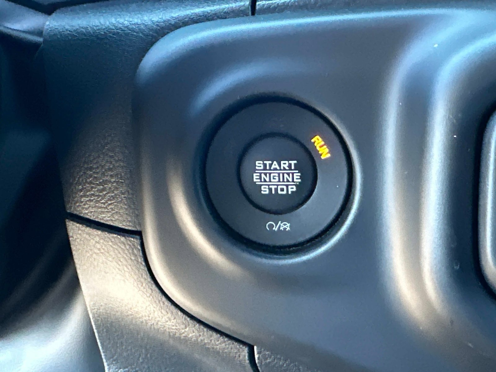 Used 2023 Jeep Wrangler Sahara w/ Cold Weather Group image 28