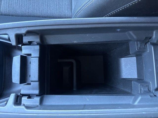 Used 2021 Nissan Rogue SV image 35