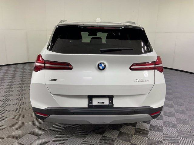 Certified 2025 BMW X3 xDrive30i w/ Premium Package AWD/4WD image 5