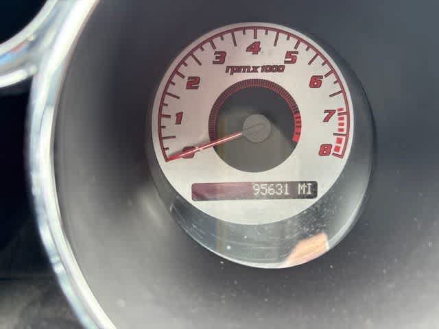 Used 2006 Pontiac Solstice Convertible w/ Premium Package RWD image 14
