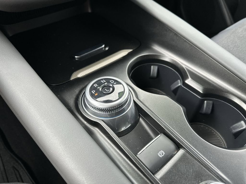 Used 2025 Ford Explorer Active image 29