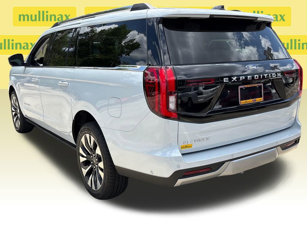 Used 2025 Ford Expedition Max Platinum w/ Driver's Package AWD/4WD image 10