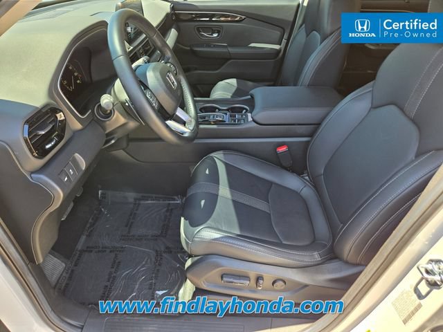 Certified 2025 Honda Pilot Touring image 13