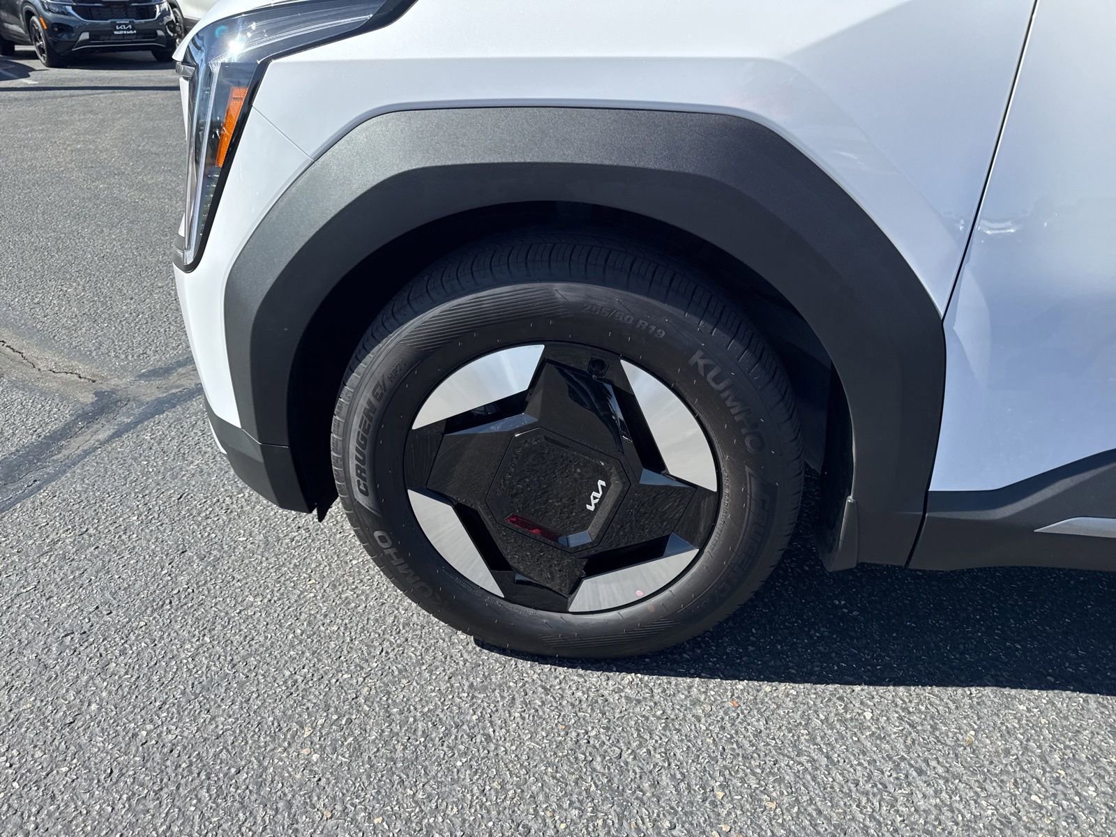 Used 2026 Kia EV9 Light image 10