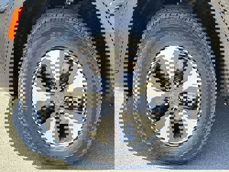 New 2025 Jeep Grand Cherokee Limited 4xe w/ Trailer Tow Package image 12