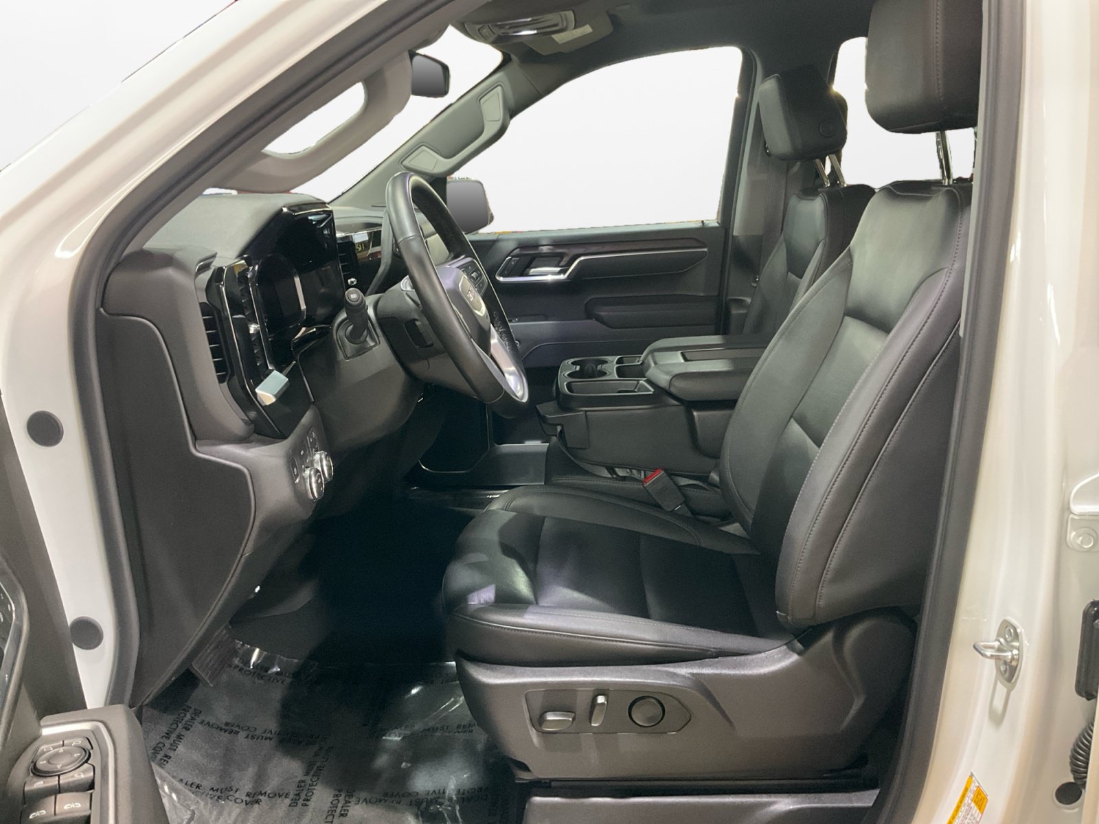 Used 2026 GMC Sierra 1500 SLT AWD/4WD image 10