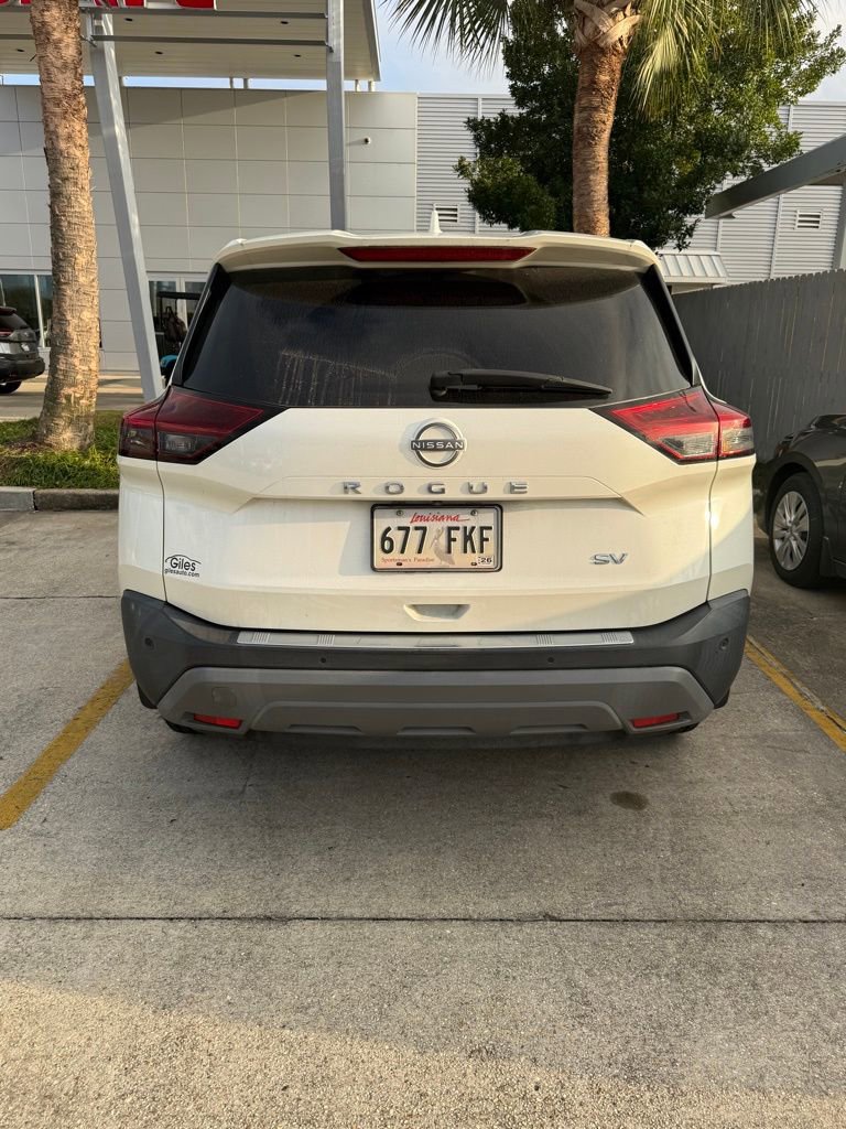Used 2022 Nissan Rogue SV image 8
