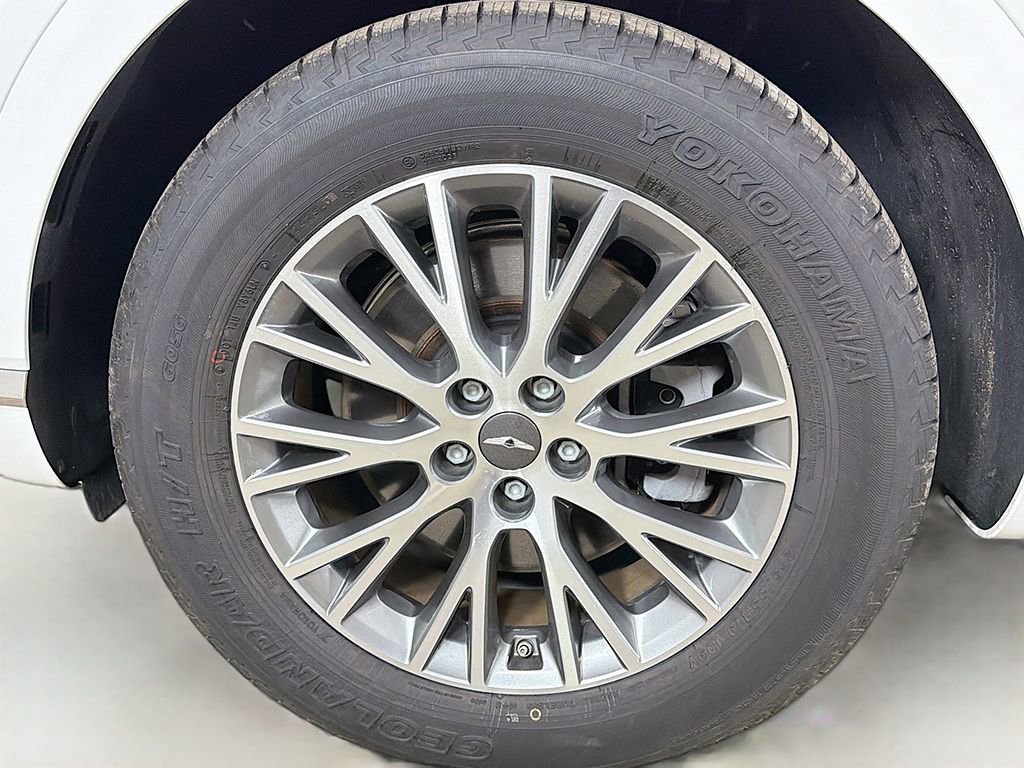 Used 2024 Genesis GV80 2.5T image 17