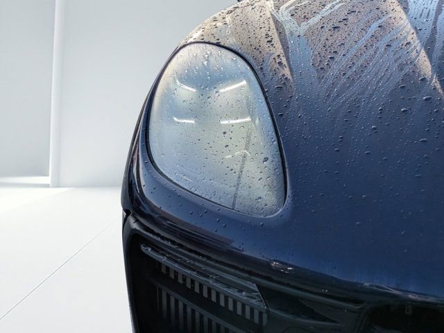 Used 2022 Porsche Macan GTS w/ Sport Chrono Package AWD/4WD image 8