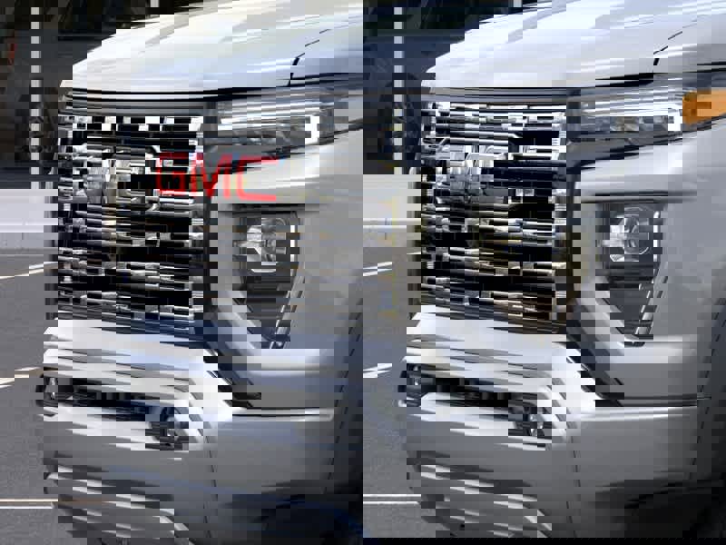 New 2026 GMC Canyon Denali image 13