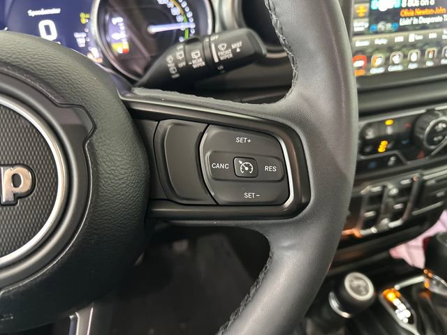 Used 2023 Jeep Wrangler Unlimited w/ Cold Weather Group image 16