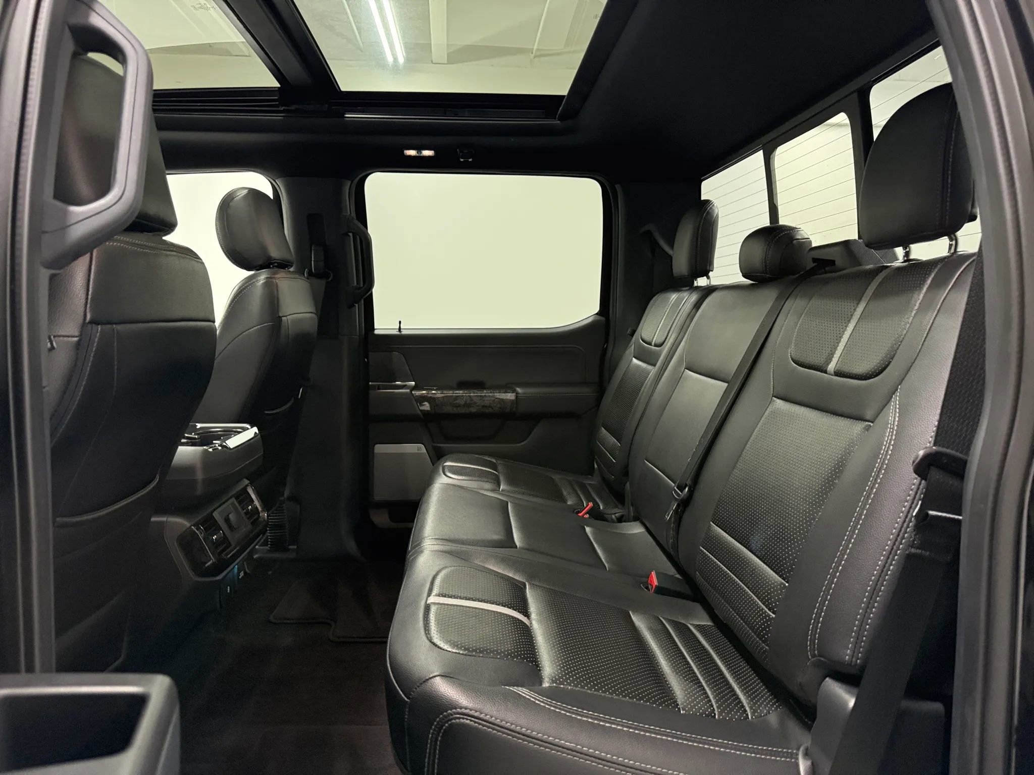Used 2022 Ford F150 XLT w/ Equipment Group 302A High AWD/4WD image 16