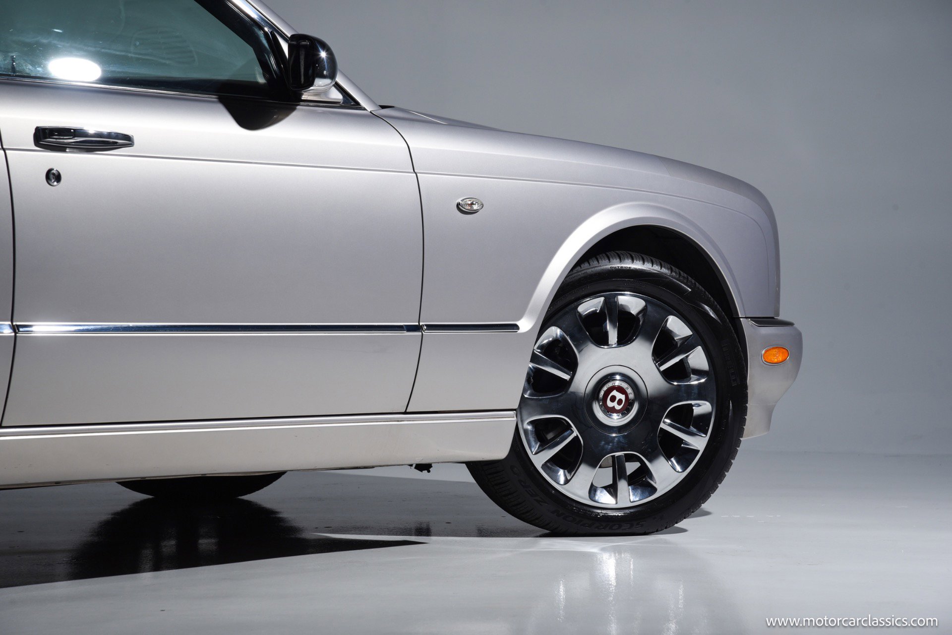 Used 2005 Bentley Arnage R image 17