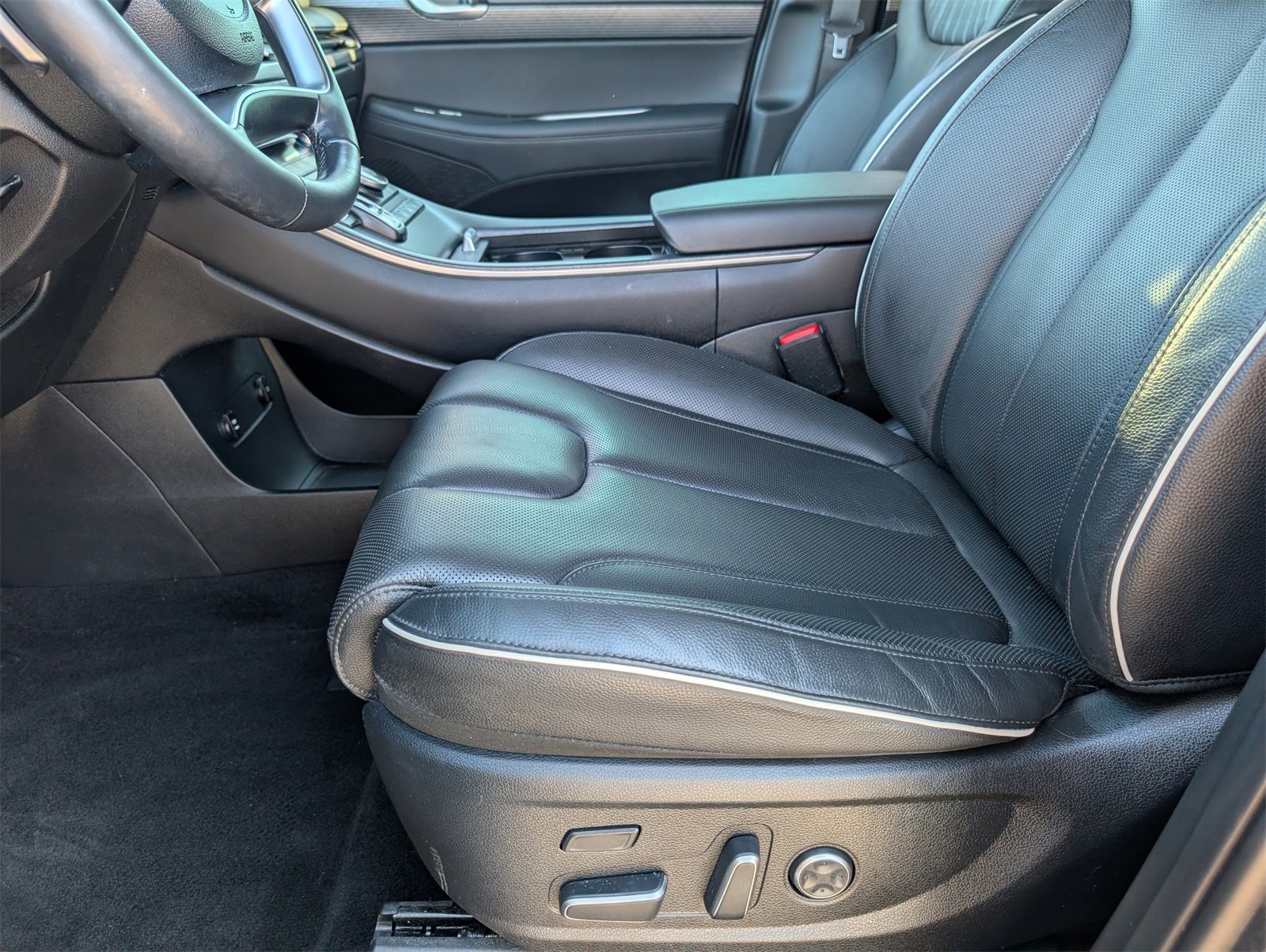 Used 2023 Hyundai Palisade Limited image 15