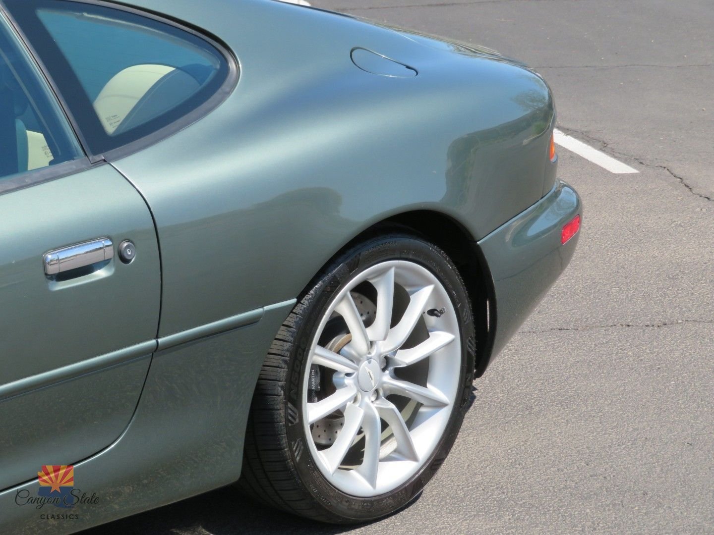 Used 2000 Aston Martin DB7 Vantage RWD image 22