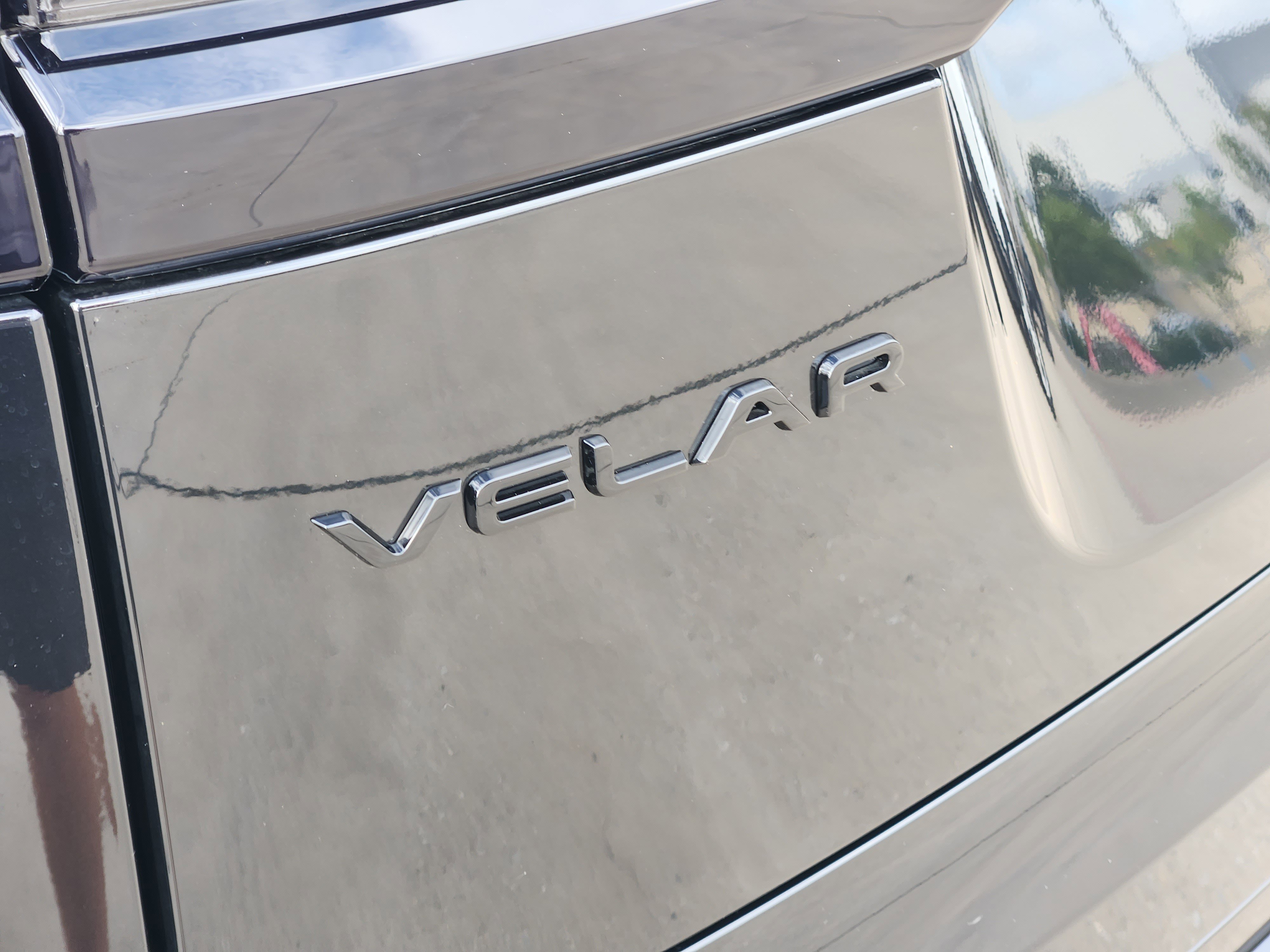 New 2026 Land Rover Range Rover Velar Dynamic SE image 12
