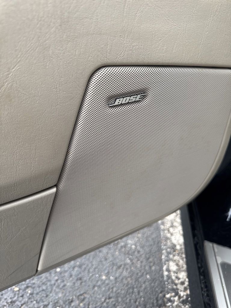 Used 2005 Cadillac XLR RWD image 7