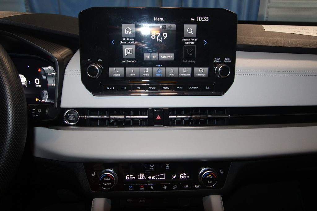 Used 2024 Mitsubishi Outlander SEL image 18