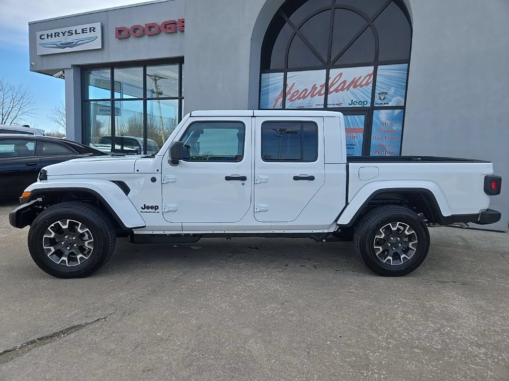 New 2026 Jeep Gladiator Mojave AWD/4WD image 6