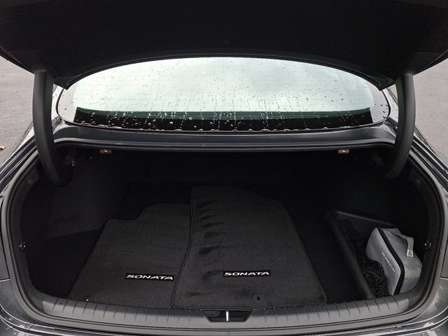 Used 2023 Hyundai Sonata SEL w/ Cargo Package image 29