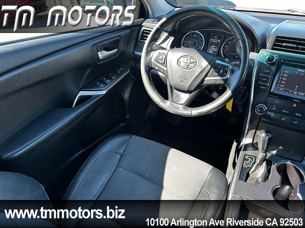 Used 2017 Toyota Camry SE image 15