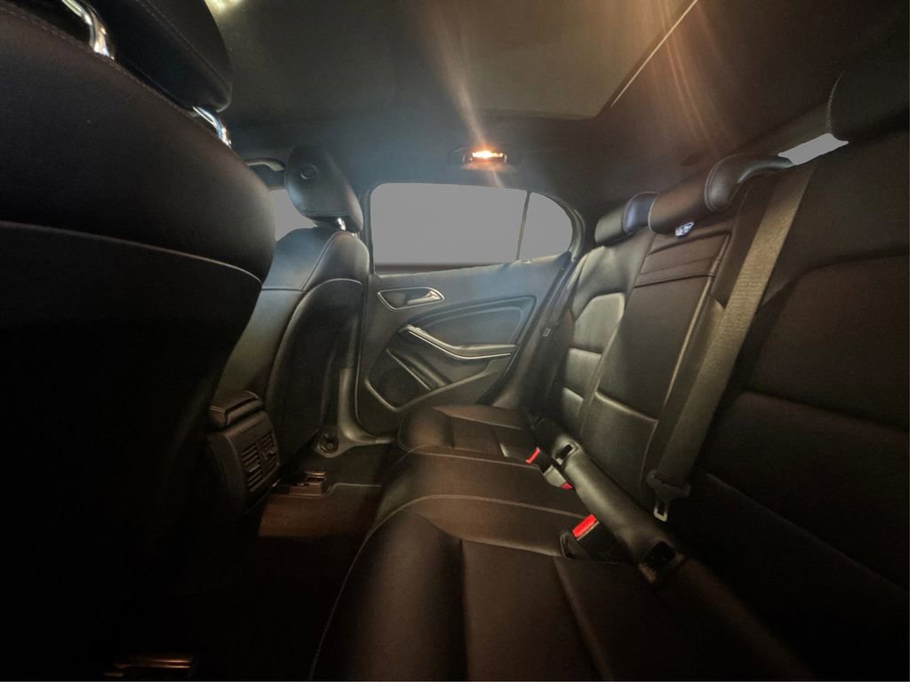 Used 2018 Mercedes-Benz GLA 250 4MATIC image 10