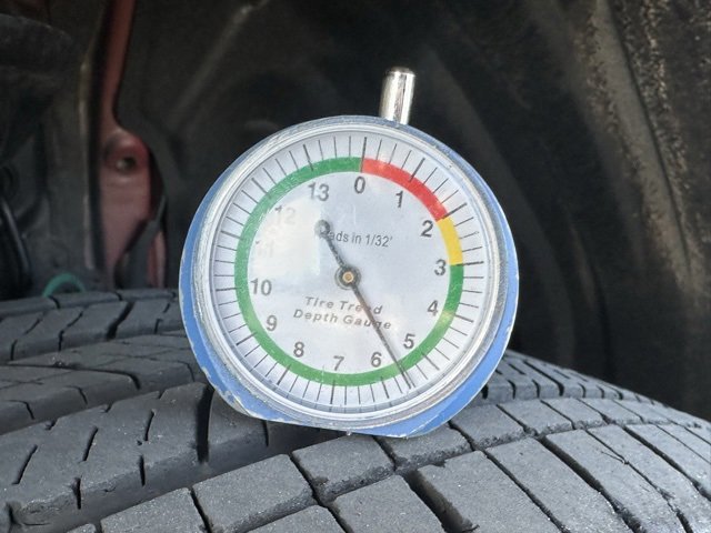 Used 2024 Toyota RAV4 LE image 2