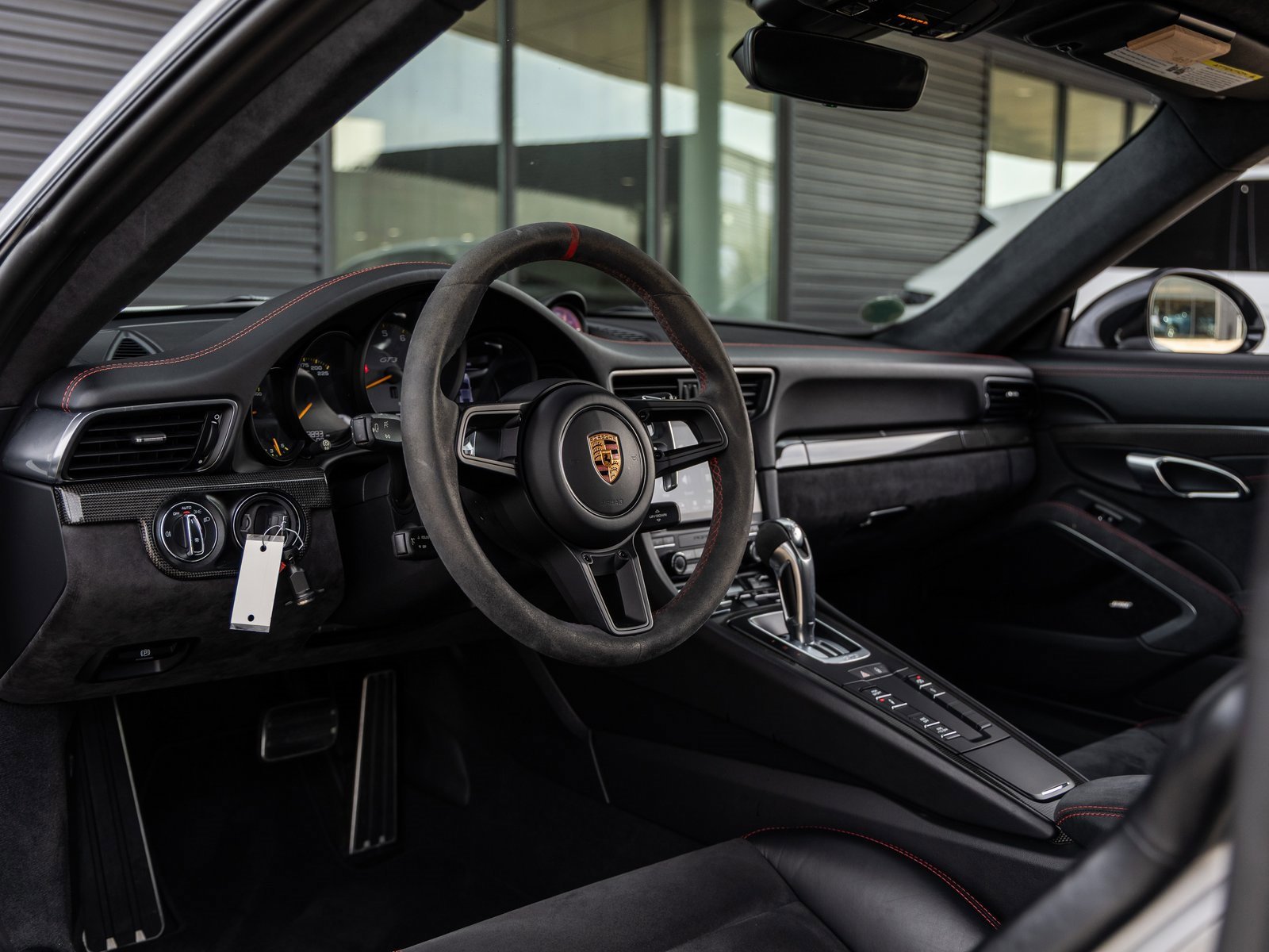 Used 2018 Porsche 911 GT3 image 4