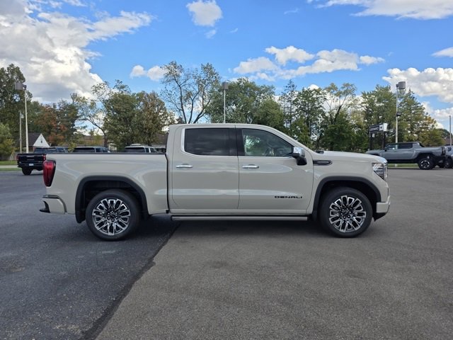 New 2026 GMC Sierra 1500 Denali Ultimate w/ LPO, Black Badging Package image 2