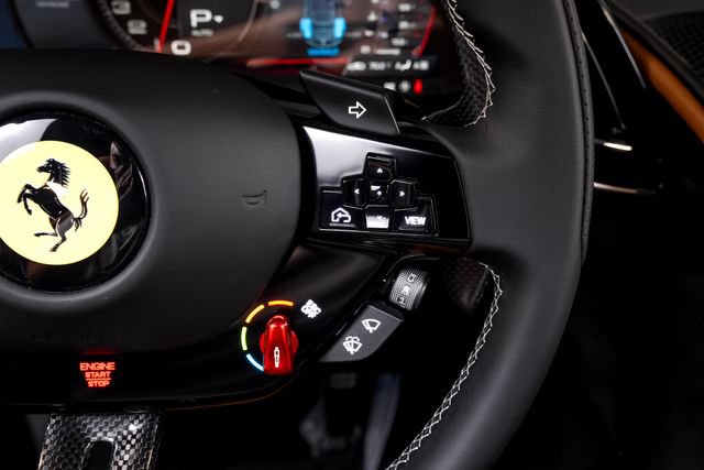 Certified 2026 Ferrari Roma Spider RWD image 40