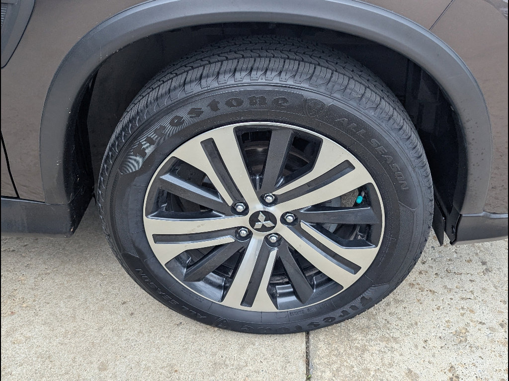 Used 2020 Mitsubishi Outlander Sport ES FWD image 15