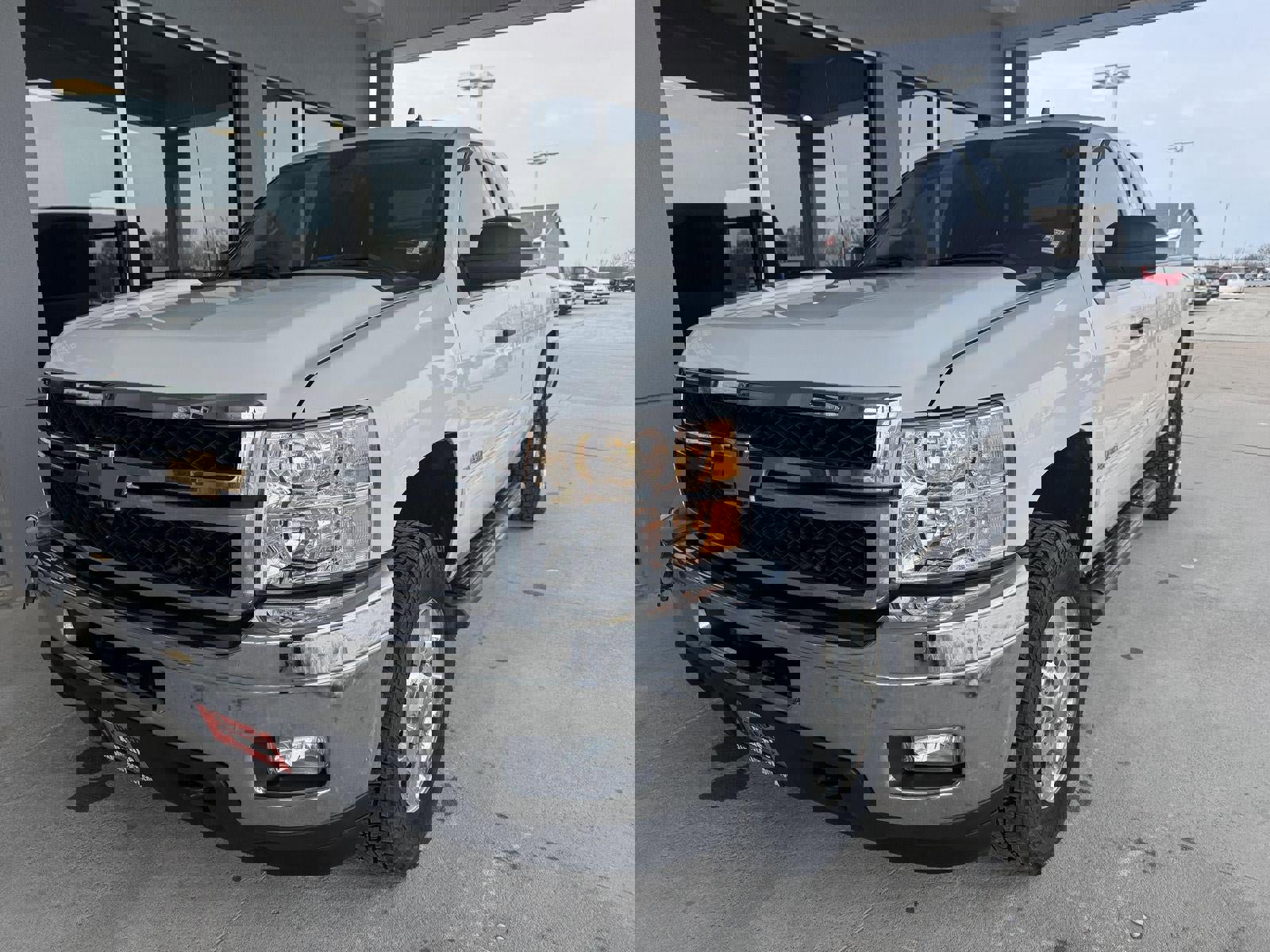 Used 2012 Chevrolet Silverado 2500 LT w/ Interior Plus Package image 2