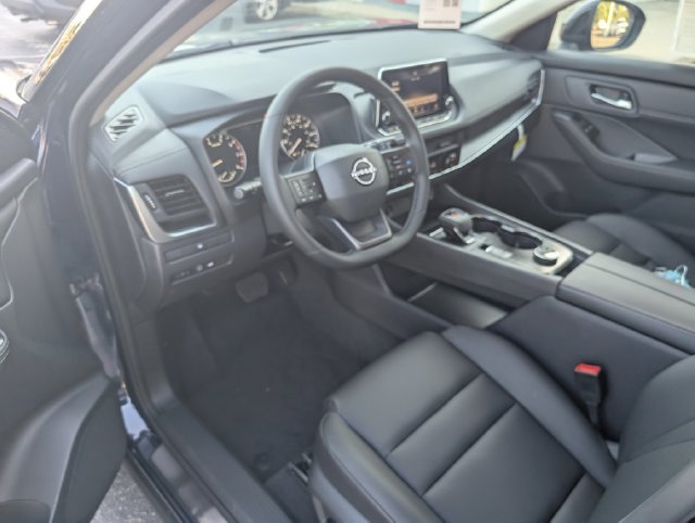 New 2026 Nissan Rogue Dark Armor AWD/4WD image 13
