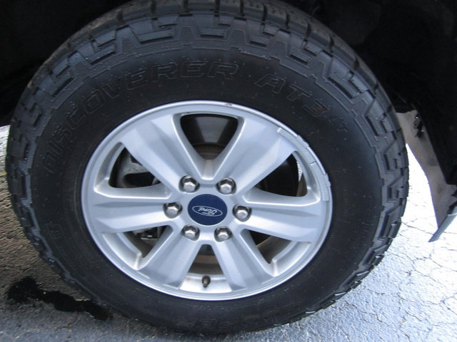 Used 2019 Ford F150 XLT w/ Trailer Tow Package AWD/4WD image 27