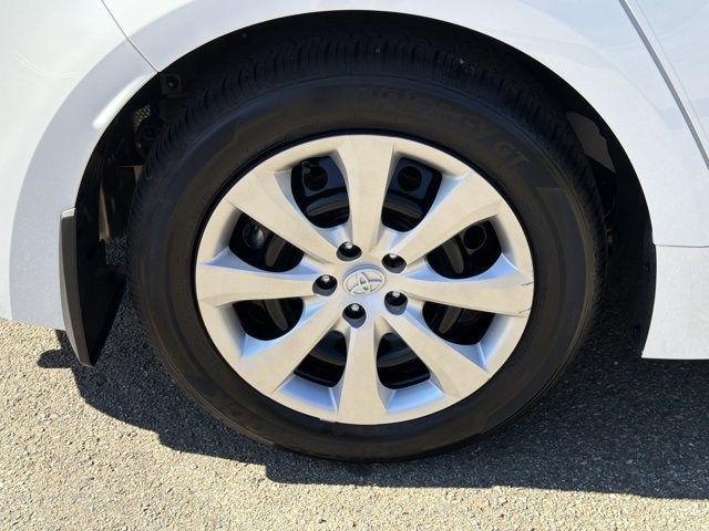 Used 2026 Toyota Corolla LE FWD image 17