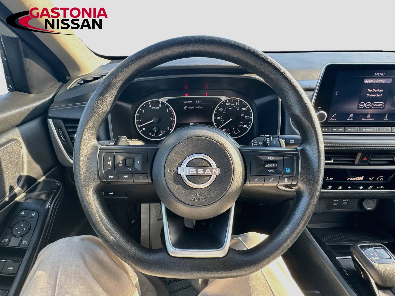 Used 2024 Nissan Rogue SV AWD/4WD image 14