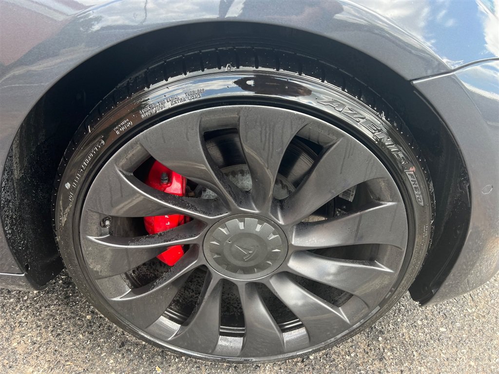 Used 2021 Tesla Model 3 Performance AWD/4WD image 25