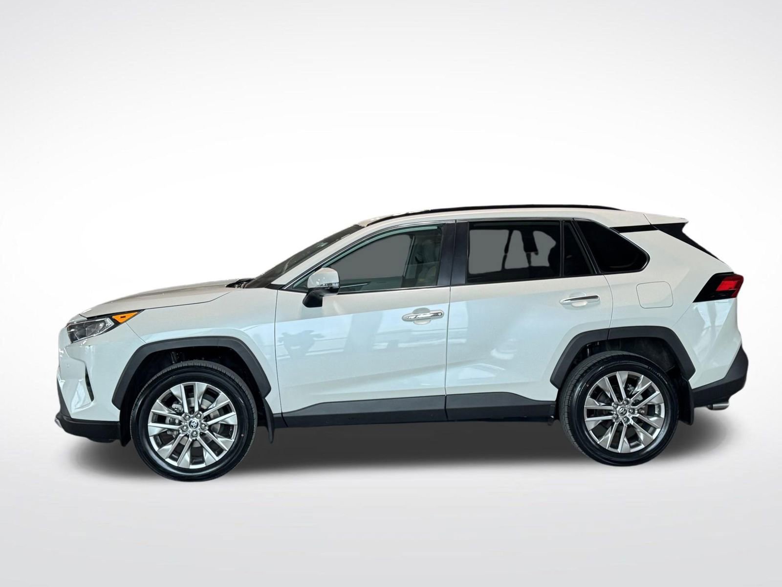 Used 2021 Toyota RAV4 Limited w/ Limited Grade Weather Package image 5