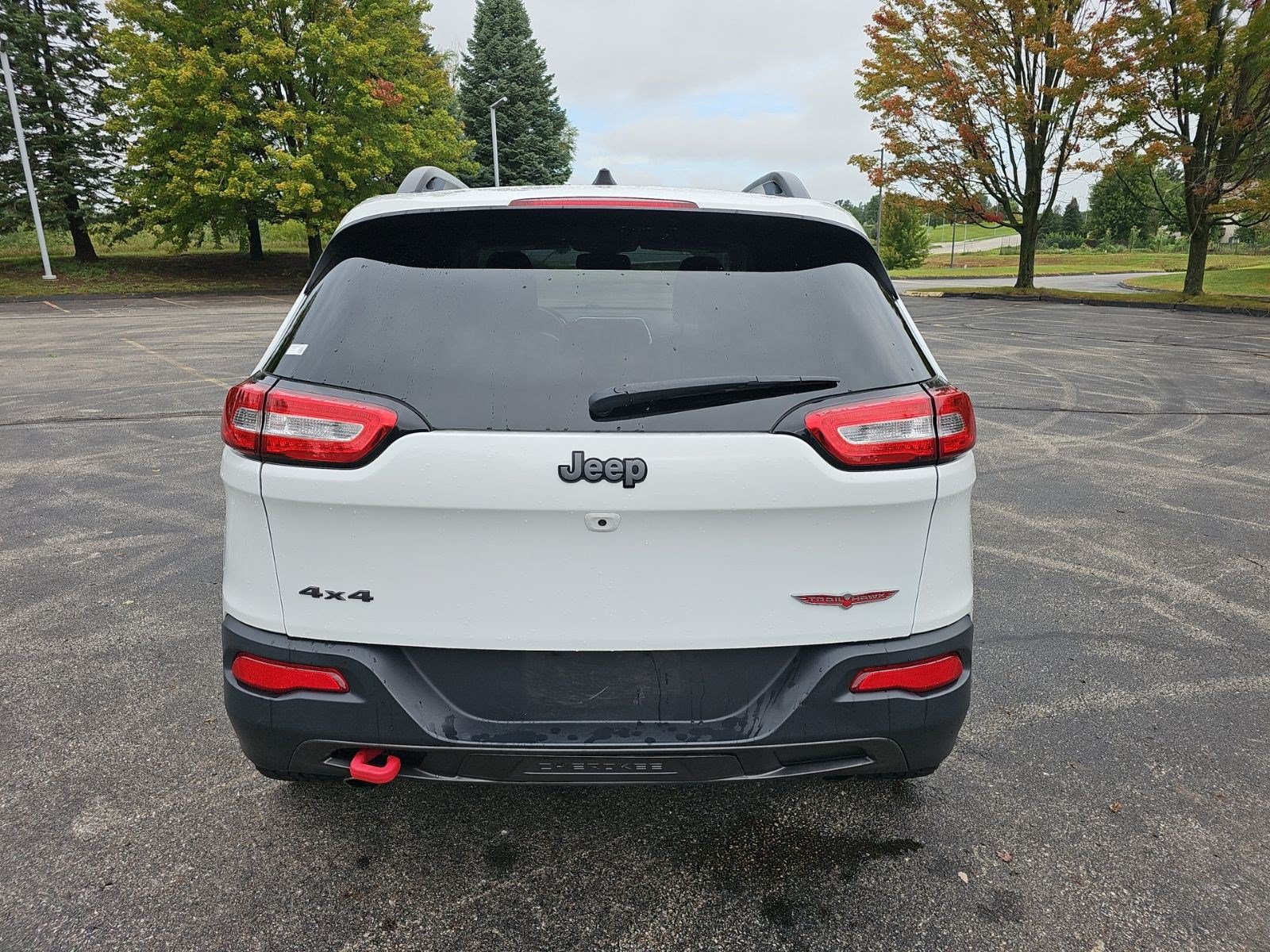 Used 2017 Jeep Cherokee Trailhawk w/ Cold Weather Group AWD/4WD image 5