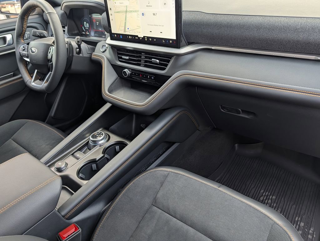 Used 2026 Ford Explorer Tremor w/ Tremor Convenience Package image 35