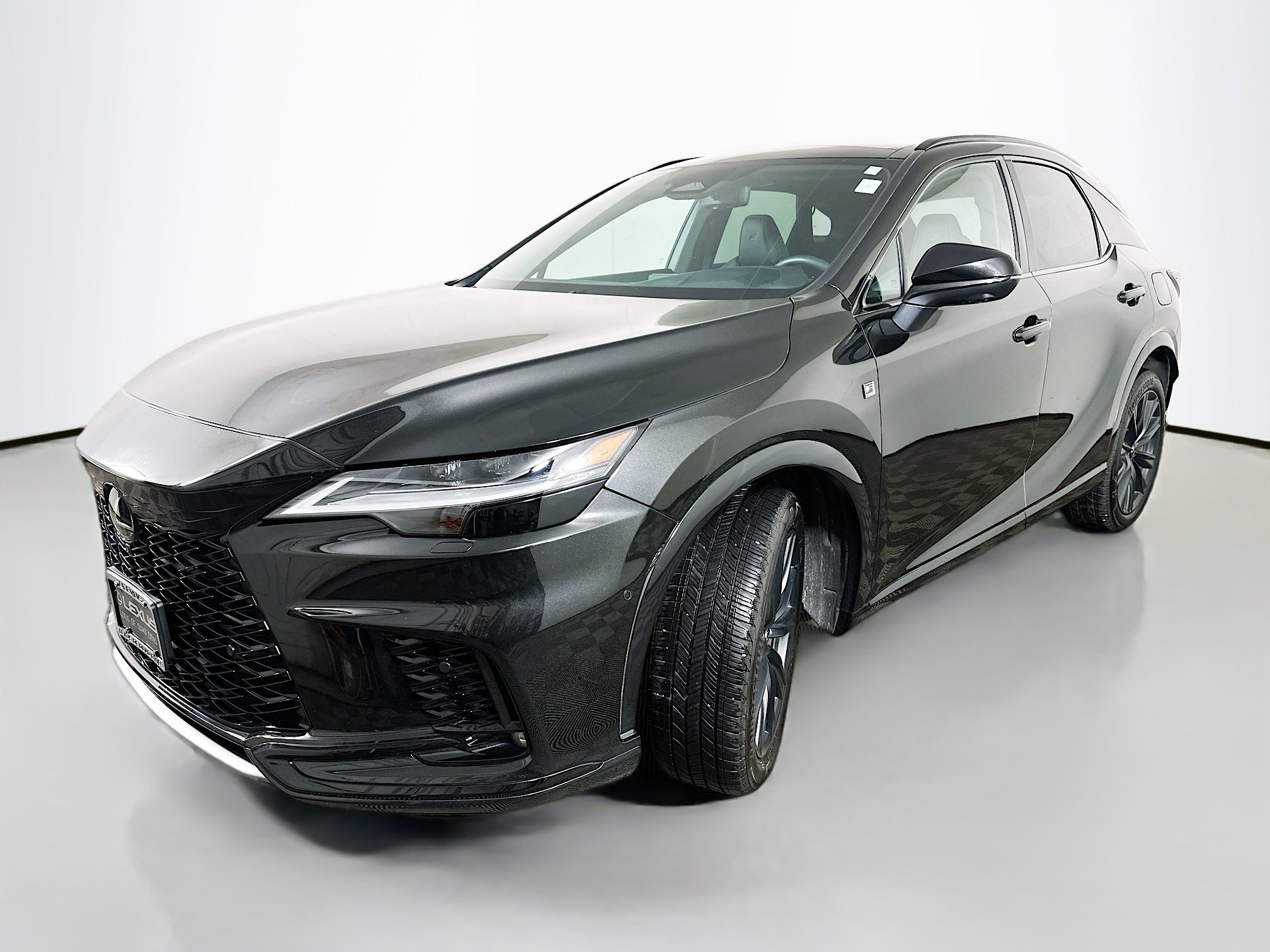 Used 2024 Lexus RX 500h F Sport w/ Convenience Package AWD/4WD image 3