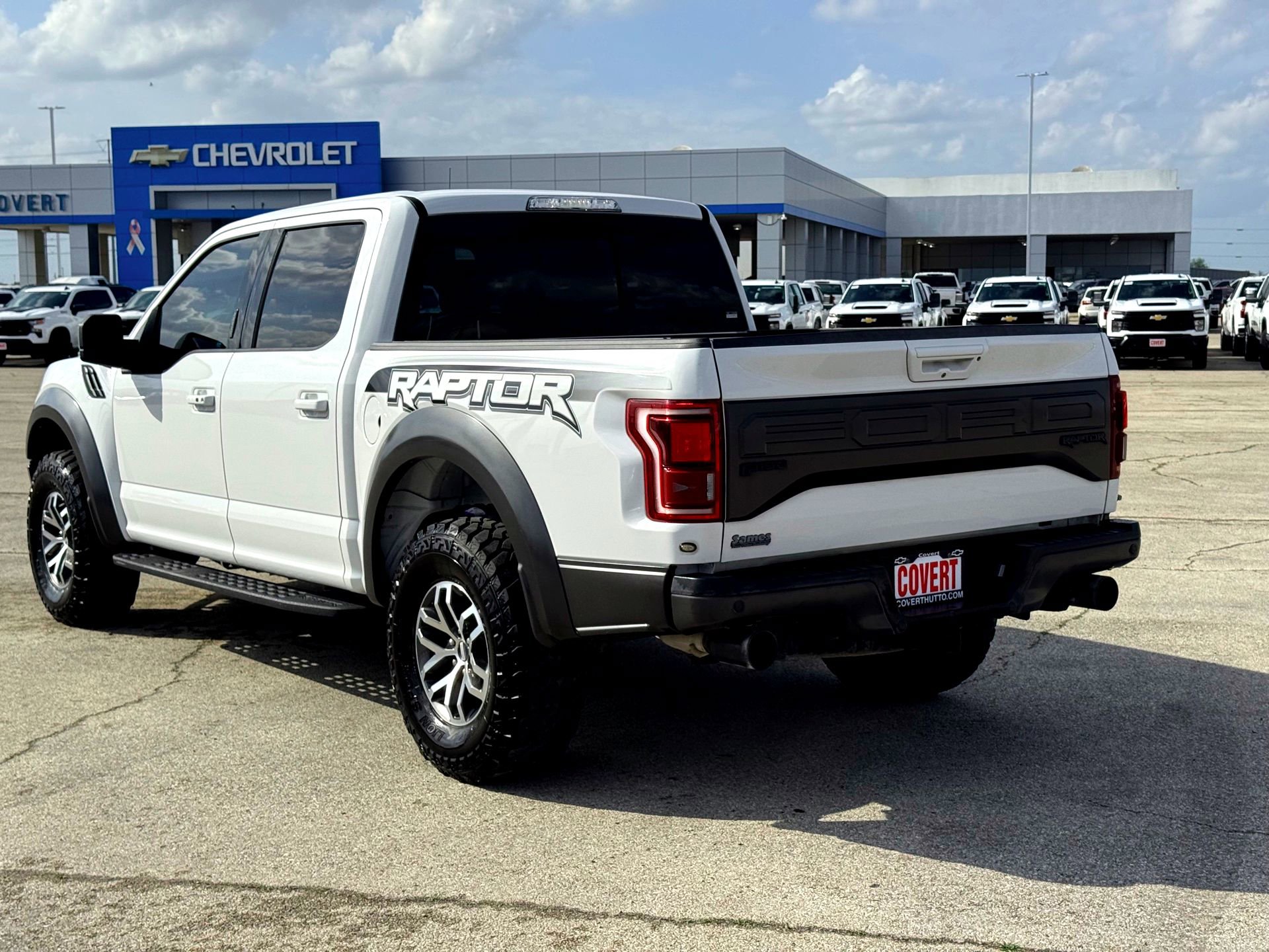 Used 2017 Ford F150 Raptor w/ Equipment Group 802A Luxury image 9