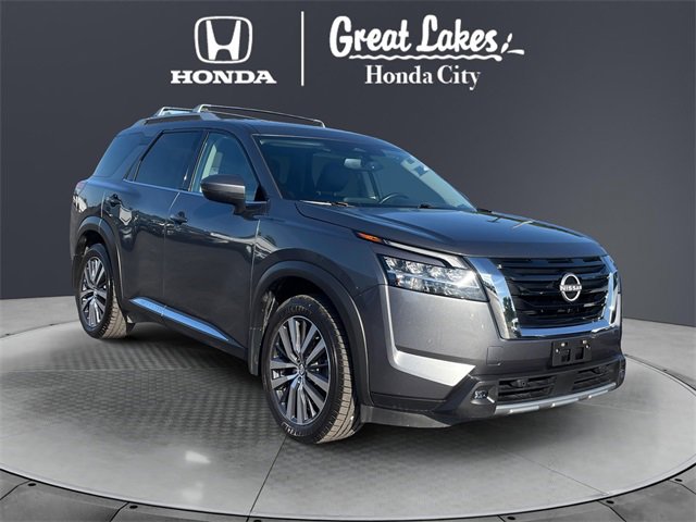 Used 2022 Nissan Pathfinder Platinum w/ Cargo Package