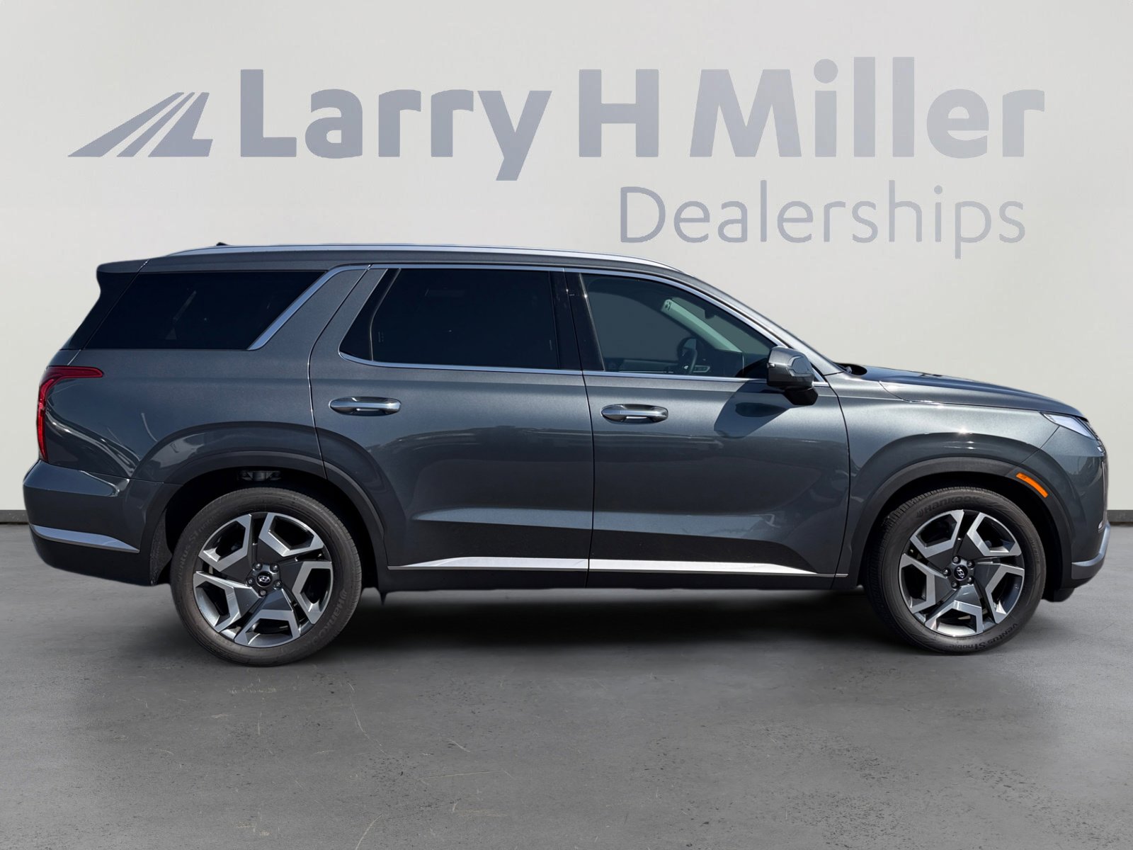 Used 2025 Hyundai Palisade SEL image 6